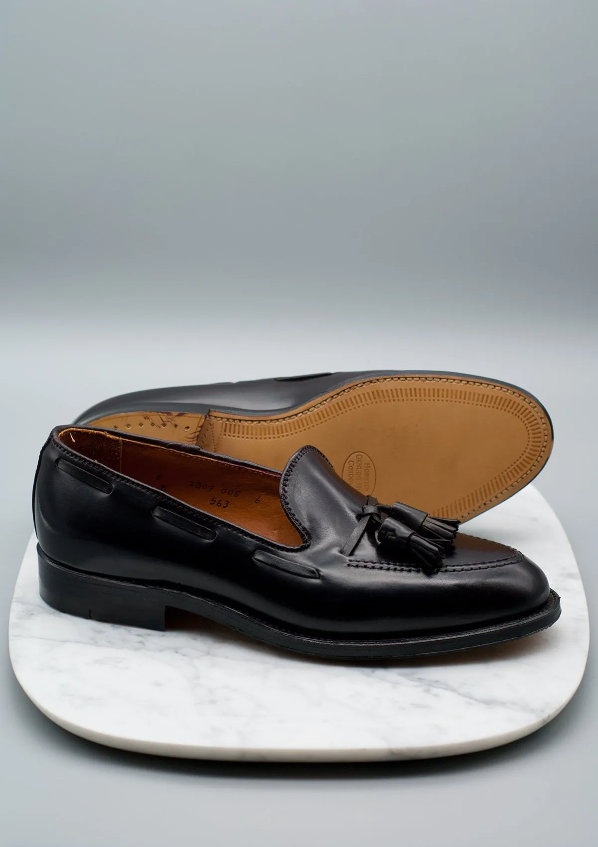 563 Color-8 Shell Cordovan Tassel Loafer