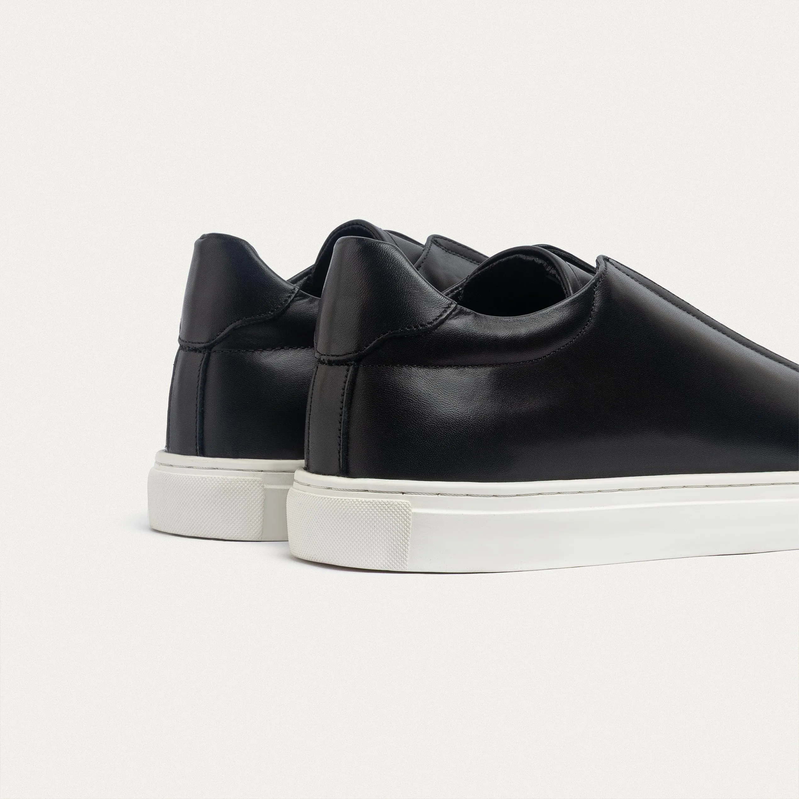 Achilles Theo - Men's Slip-On Leather Sneakers - Black