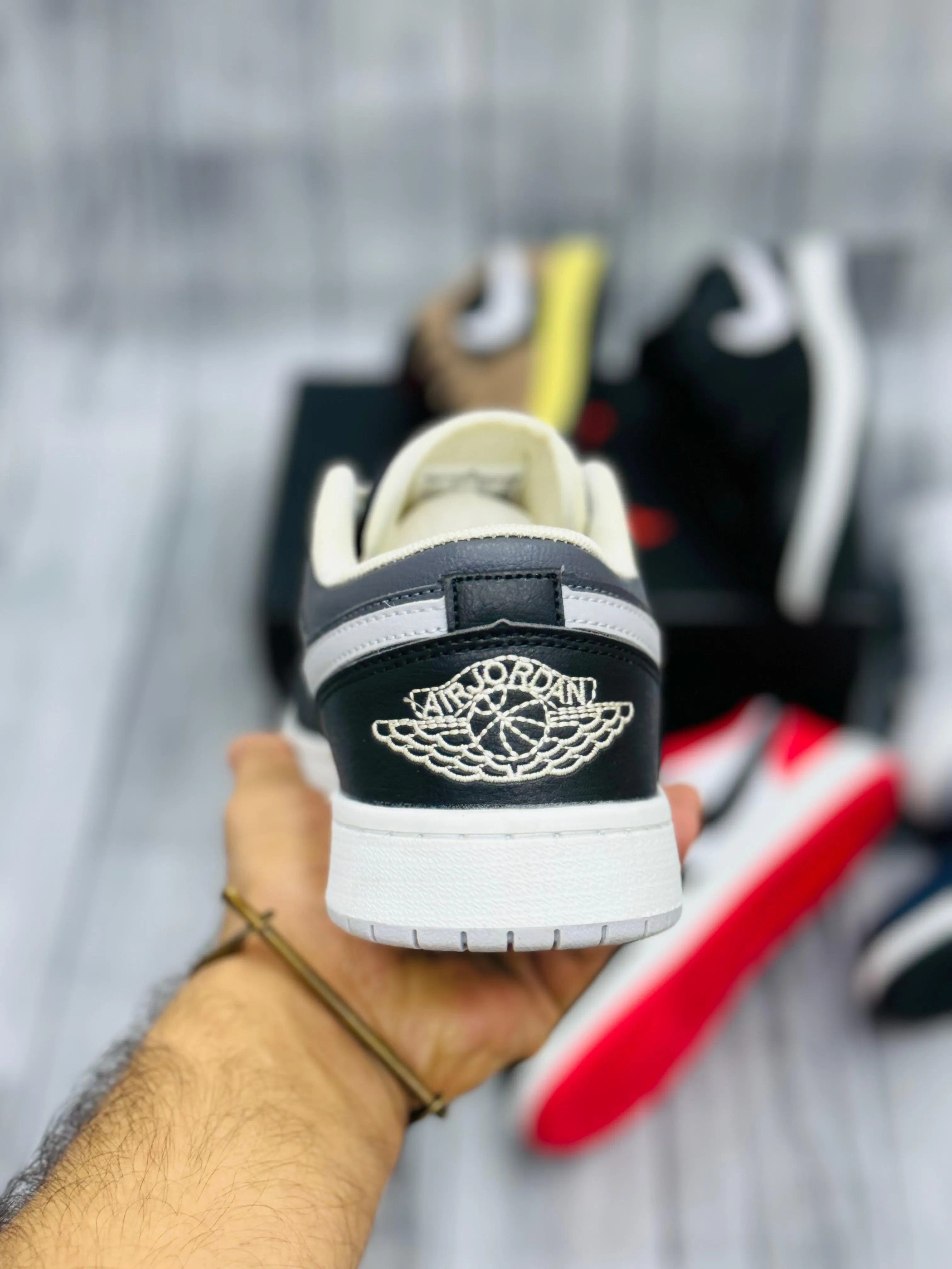 Air Jordan 1 Low Black & White