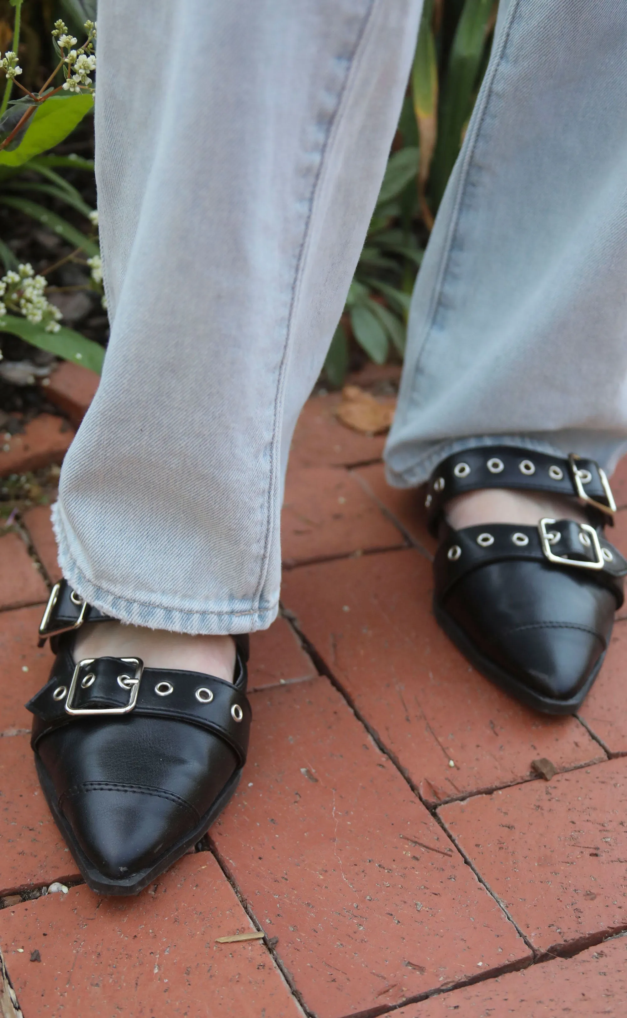 aura points flats