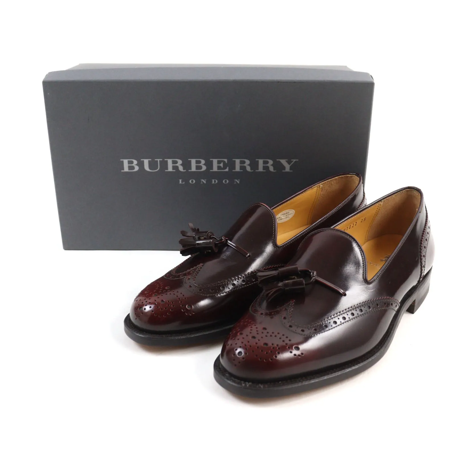 Burberry BU1022 Wingtip Tassel Loafers
