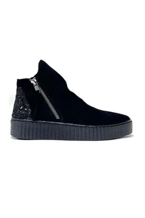 Eric Michael Anabella Boot