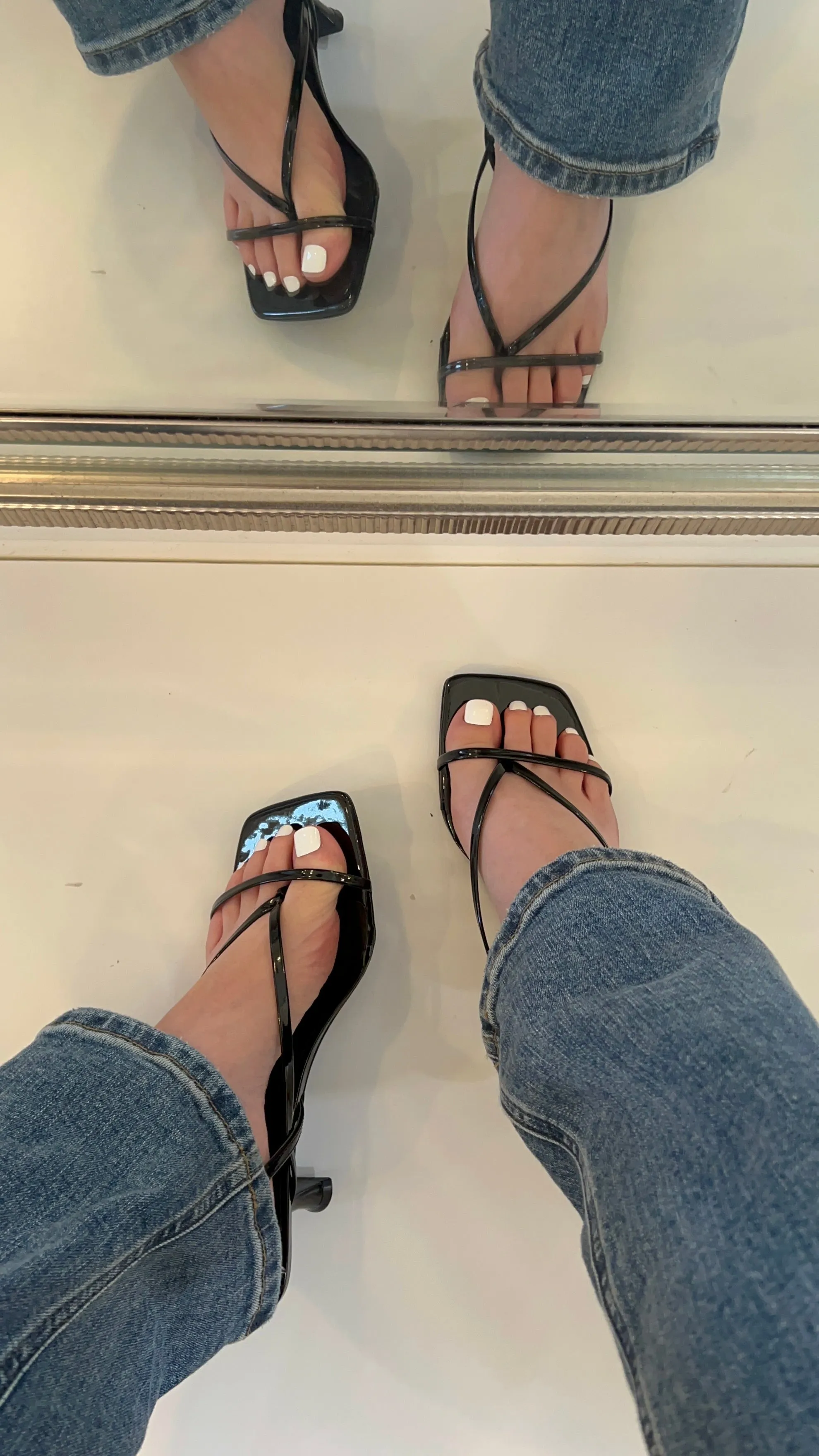 Leslie Kitten Heel - Black