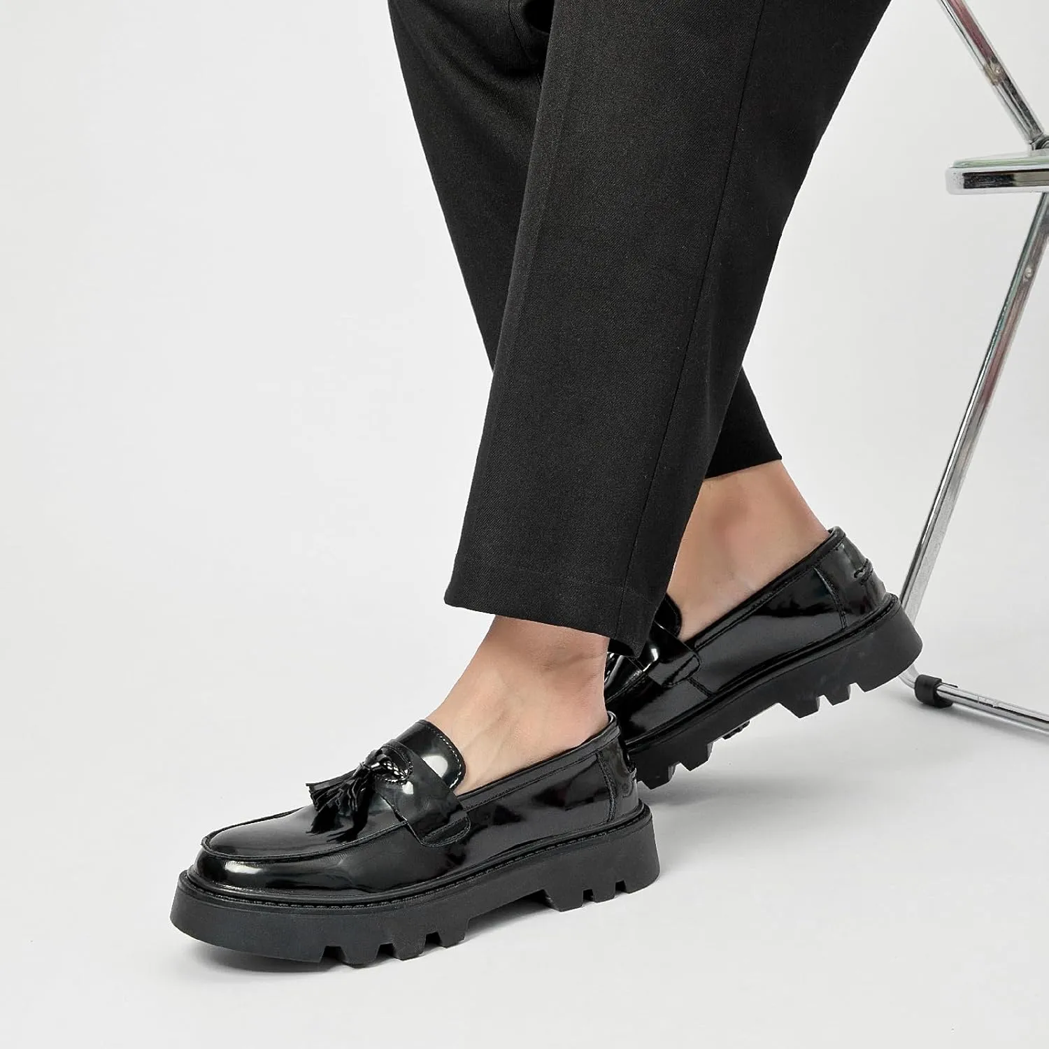 Men's Black Patent Leather Platform Loafers Slip-On Dress Shoes with Tassel, Non-Slip Lug Sole Round Toe Penny Formal Shoes for Business Work & Daily