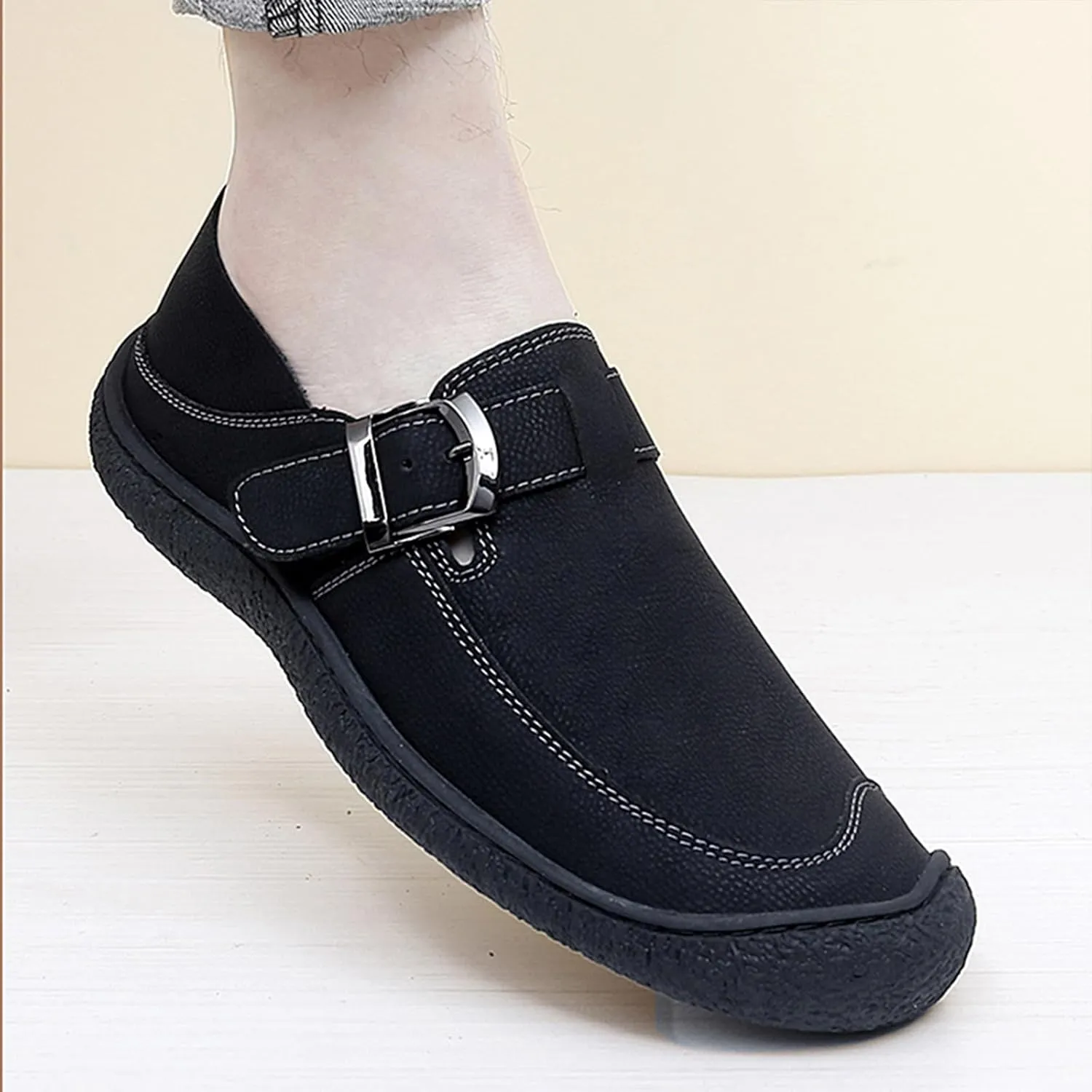 Men's Genuine Leather Casual Penny Loafers Fashion Buckle Round Toe Comfortable Soft Bottom Handmade Driving Loafers Slip On Lightweight Dress Shoes