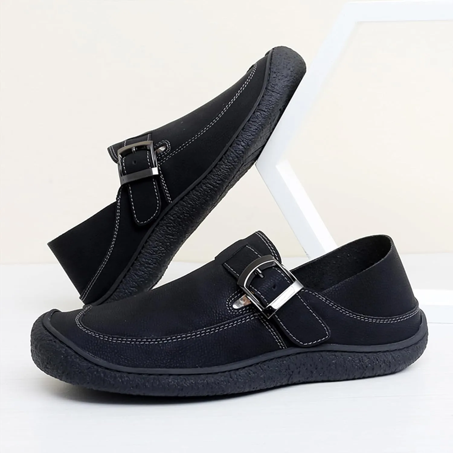 Men's Genuine Leather Casual Penny Loafers Fashion Buckle Round Toe Comfortable Soft Bottom Handmade Driving Loafers Slip On Lightweight Dress Shoes