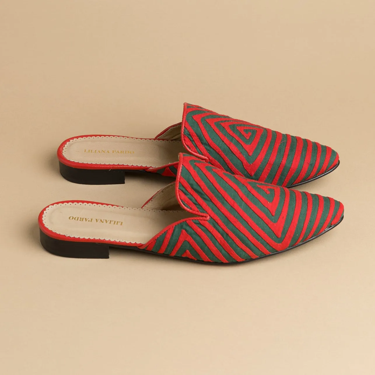 Mola Mules | Red & Green