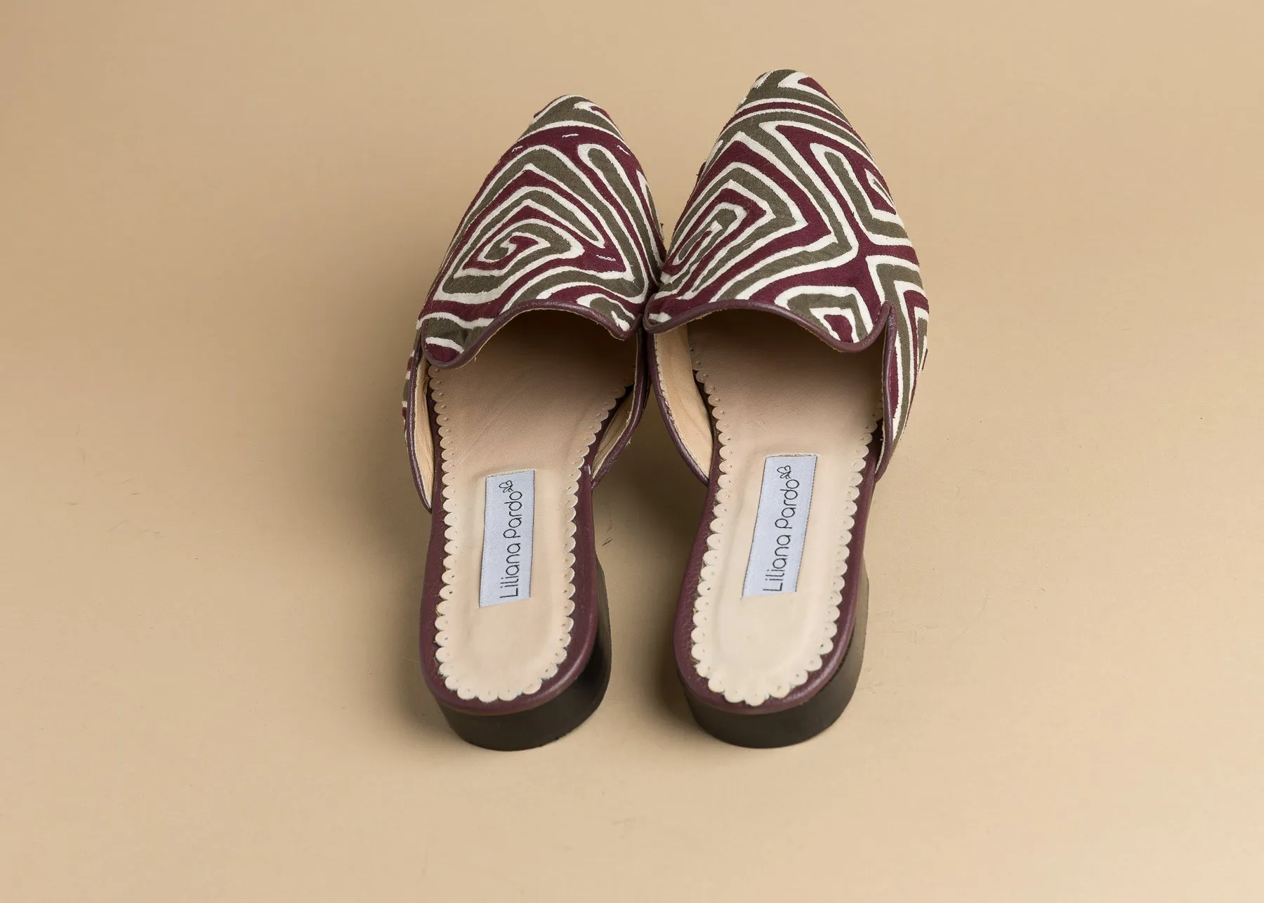 Mola Mules | Wine White & Siena