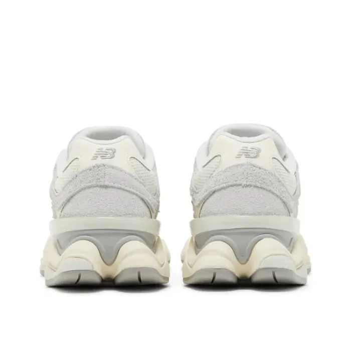 New Balance 9060 Sea Salt Moonbeam