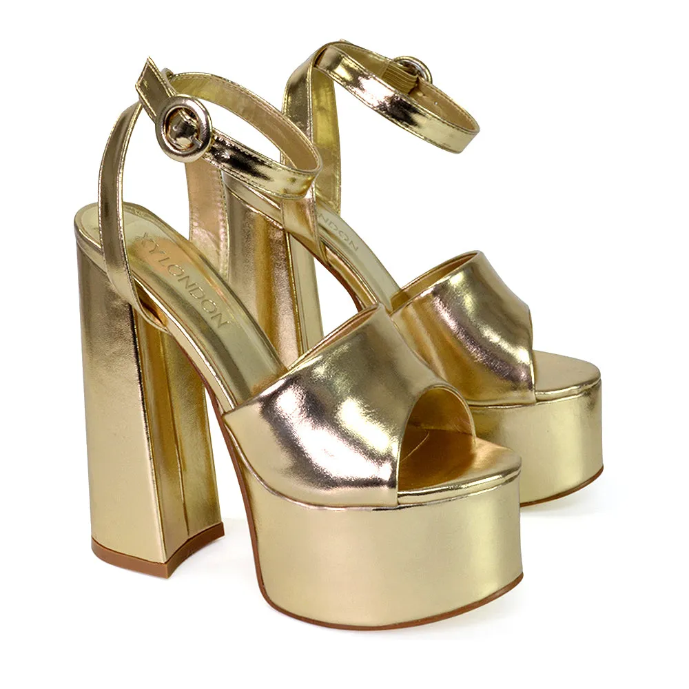 Pennie Strappy Super High Platform Shoes With a Chunky Heel in Fuchsia