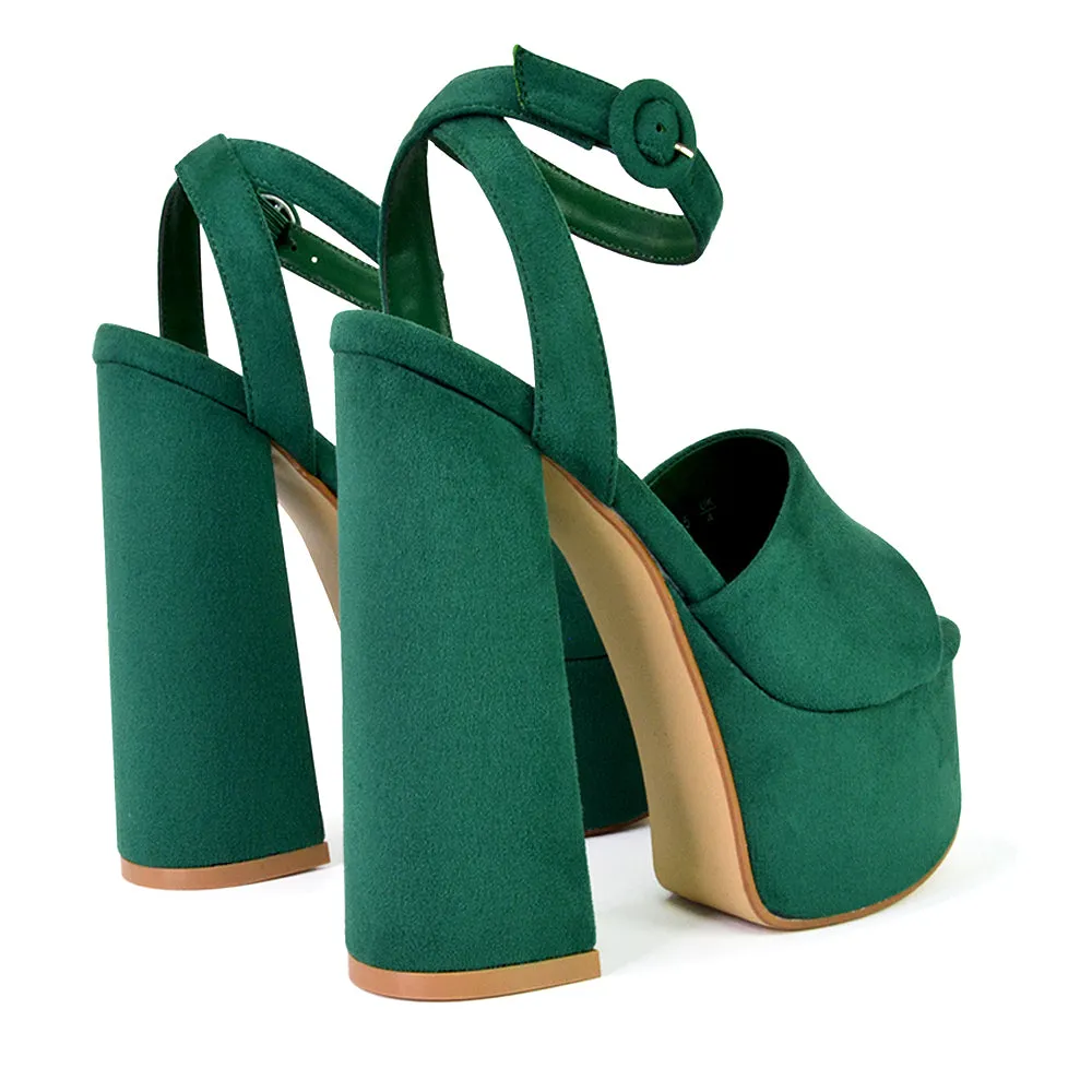 Pennie Strappy Super High Platform Shoes With a Chunky Heel in Fuchsia