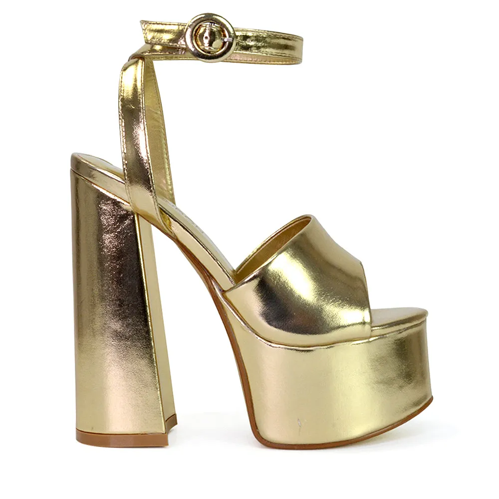 Pennie Strappy Super High Platform Shoes With a Chunky Heel in Fuchsia