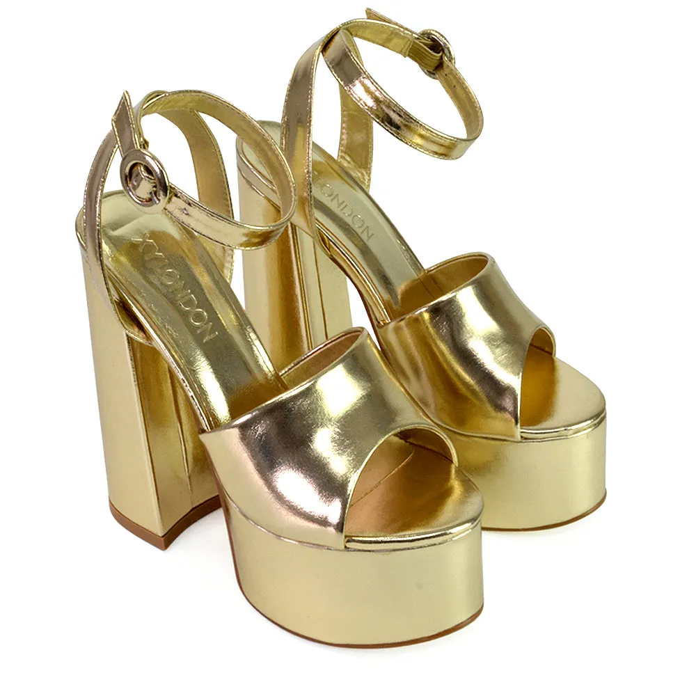 Pennie Strappy Super High Platform Shoes With a Chunky Heel in Fuchsia