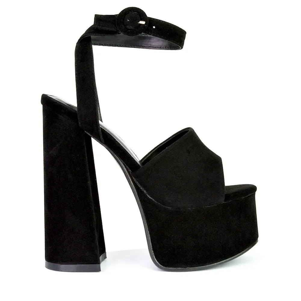 Pennie Strappy Super High Platform Shoes With a Chunky Heel in Fuchsia