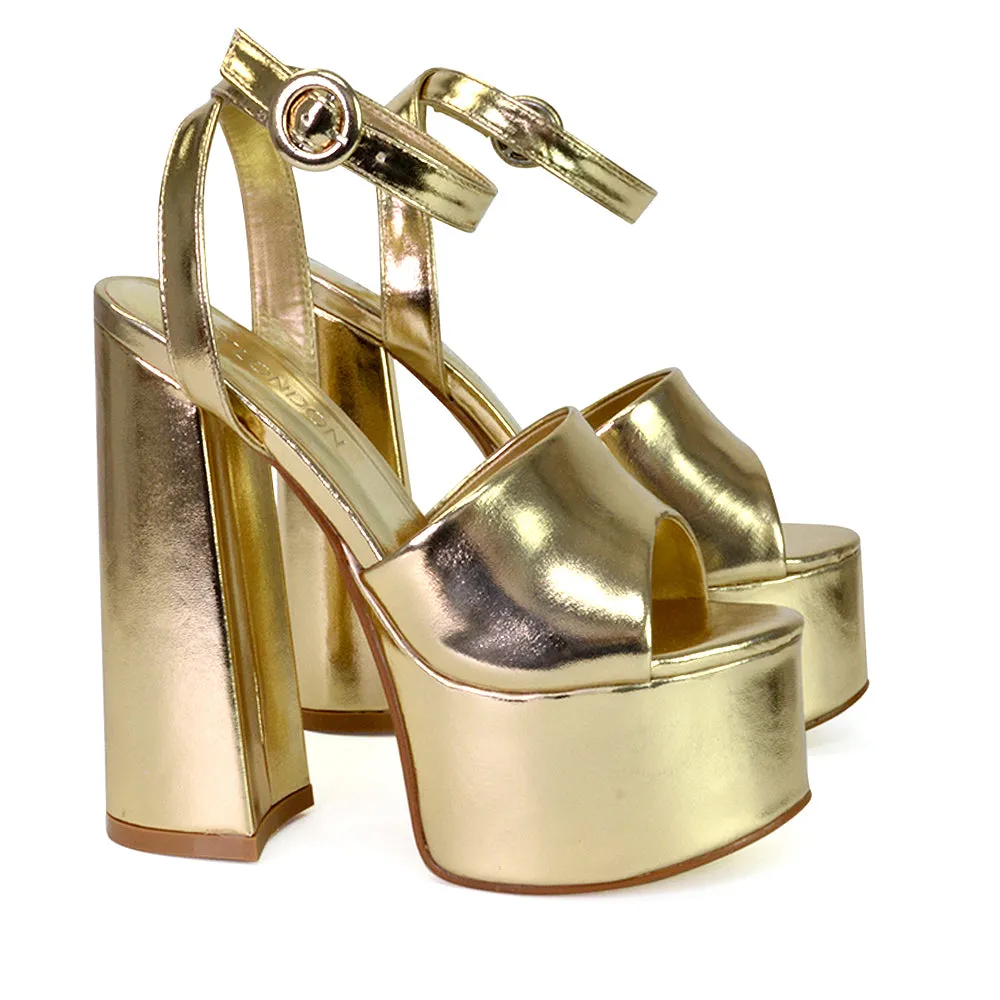 Pennie Strappy Super High Platform Shoes With a Chunky Heel in Fuchsia