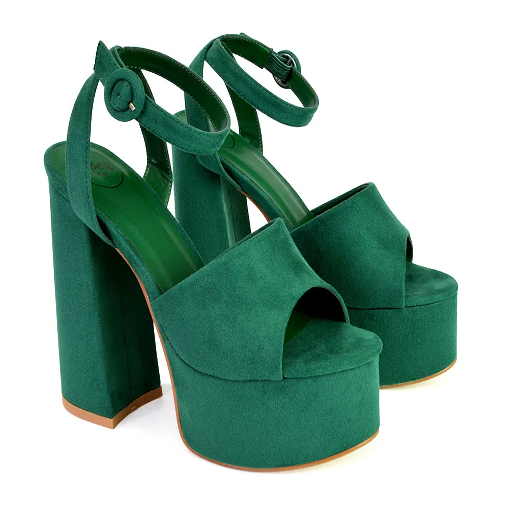 Pennie Strappy Super High Platform Shoes With a Chunky Heel in Fuchsia