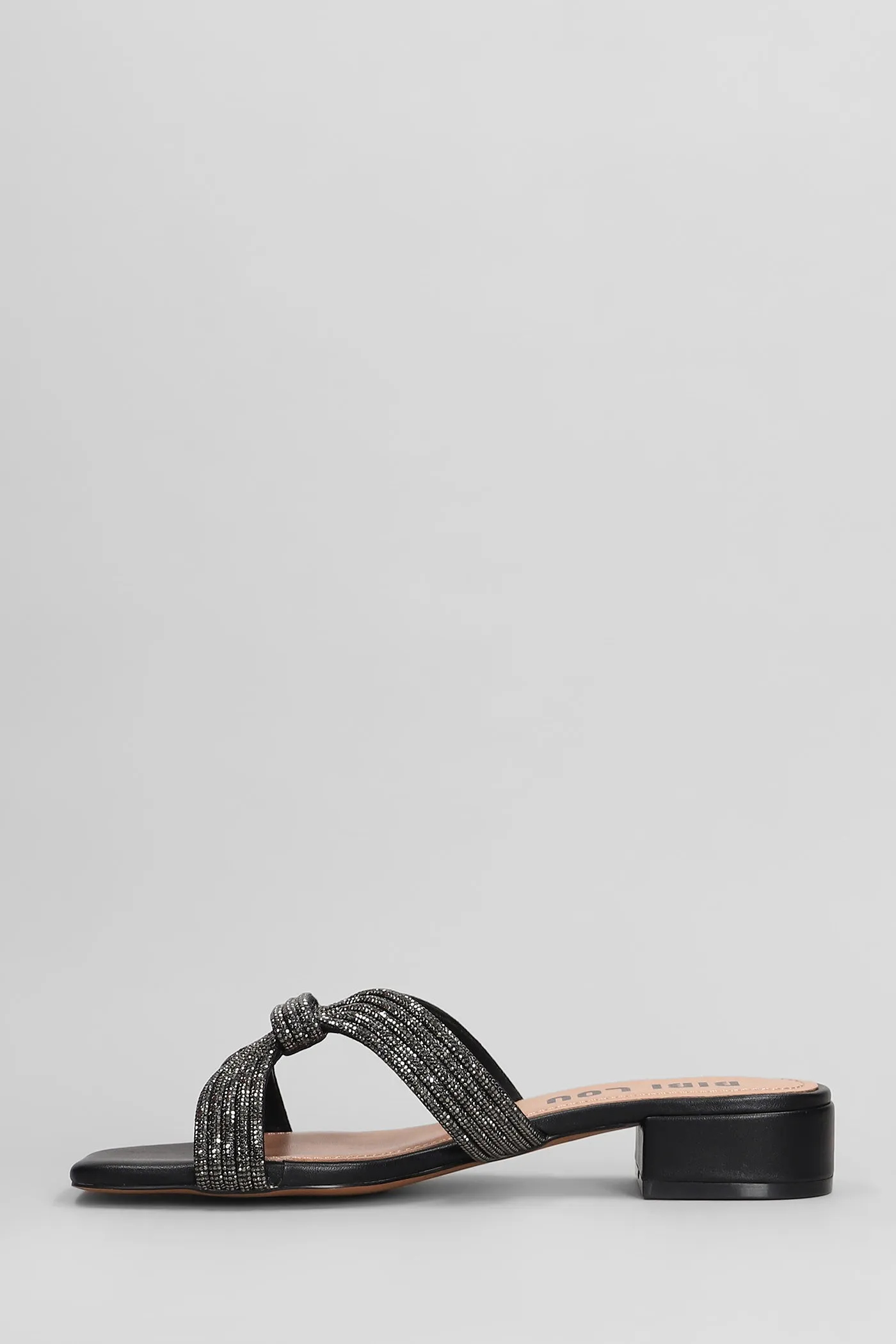Sloan Slipper-Mule in black leather