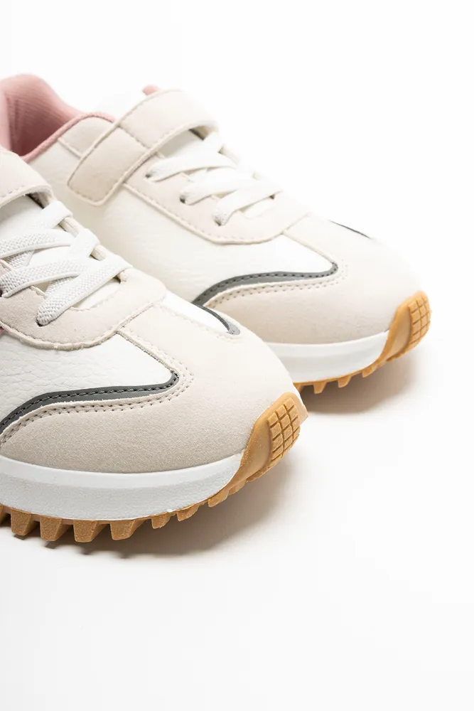 Trainers Cream